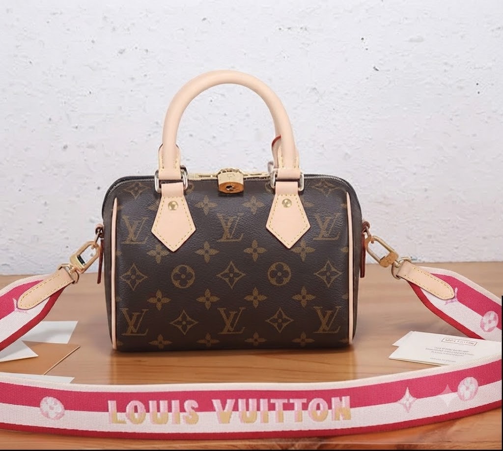 Louis Vuitton Speedy Bandoulière