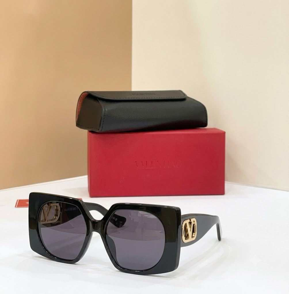 Valentino Garavani Oversized Square Sunglasses