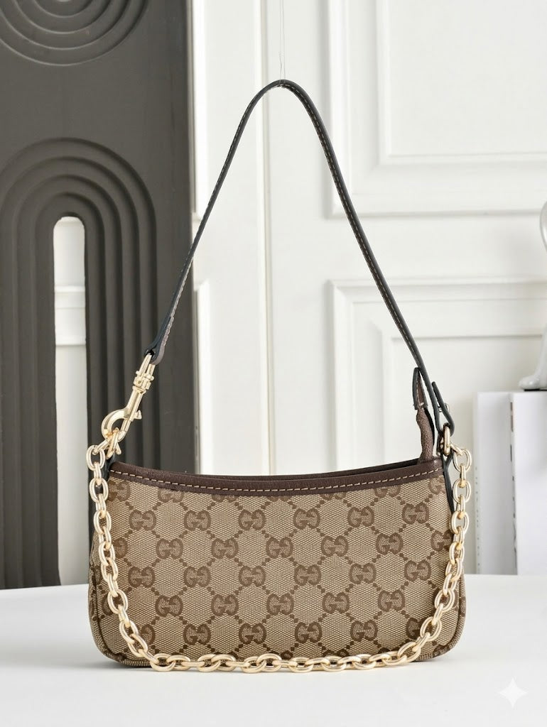 Gucci Pochette