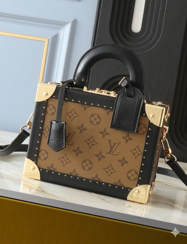 Louis Vuitton Petite Malle