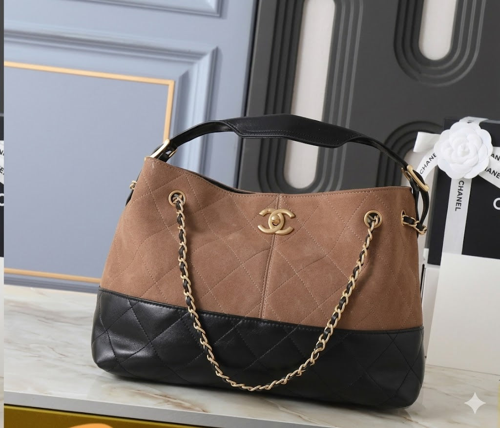 Chanel 31 Rue Cambon Large Shopping Bag