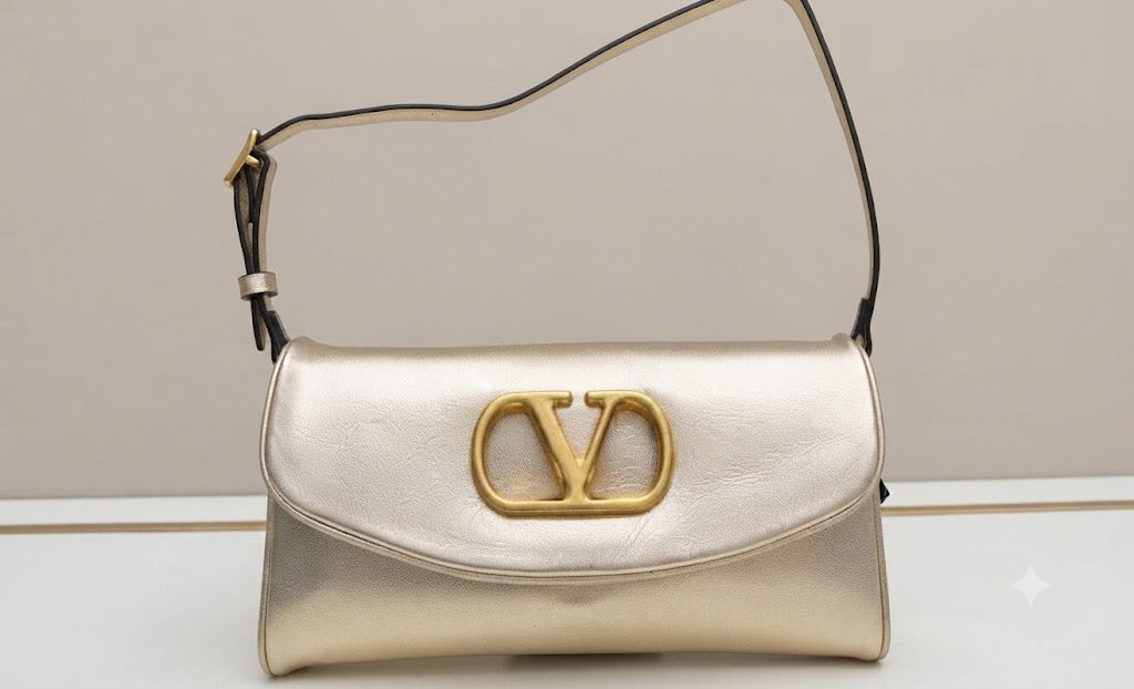 Valentino Garavani VLogo Signature Shoulder Bag
