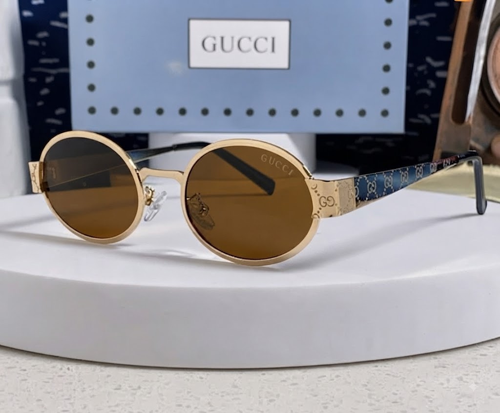 Gucci Oval Frame Sunglasses
