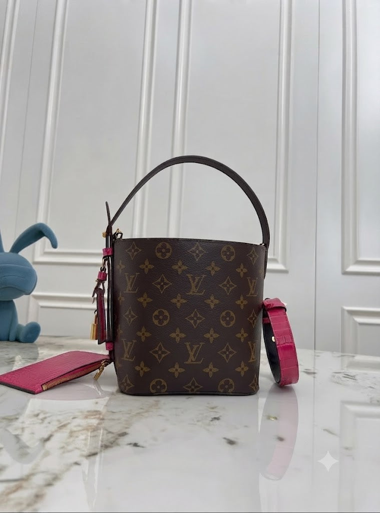 Louis Vuitton Monogram
