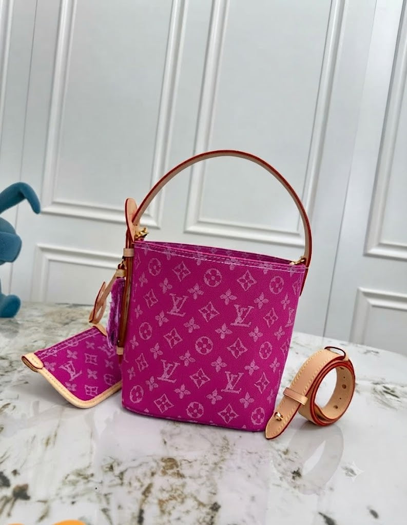 Louis Vuitton Monogram