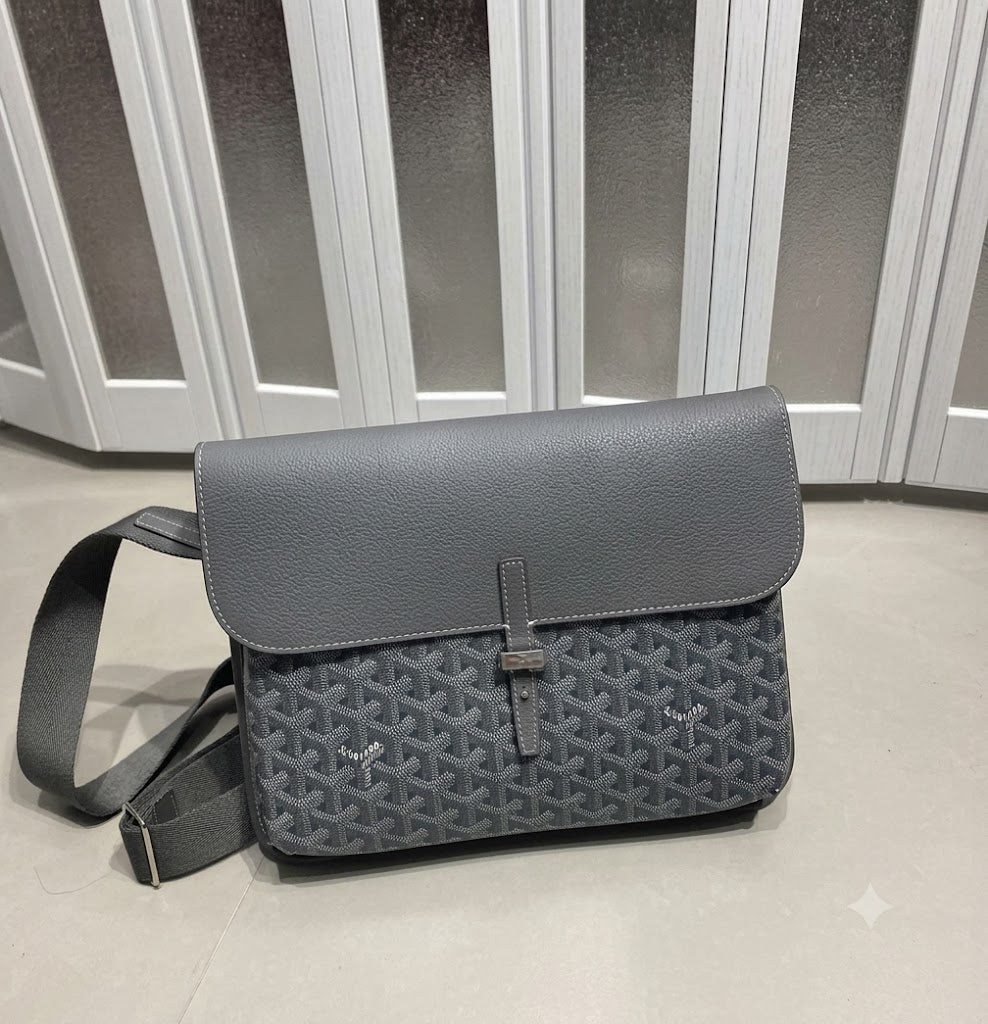 Goyard Sainte Marie Clutch