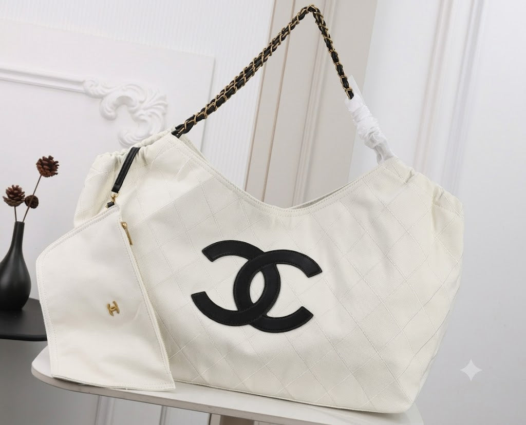 CHANEL 22 Large Tote Bag (Denim & Leather)