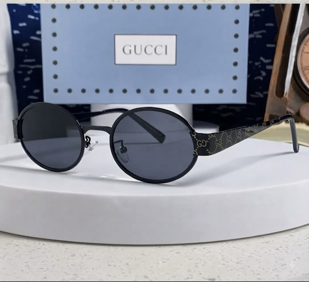 Gucci Oval Frame Sunglasses