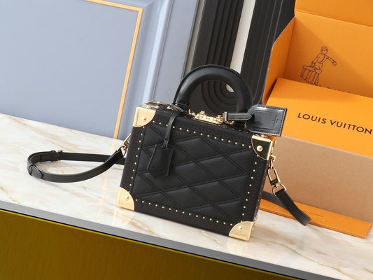 Louis Vuitton Petite Malle