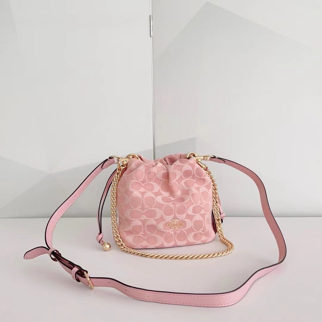 Coach Bucket Bag