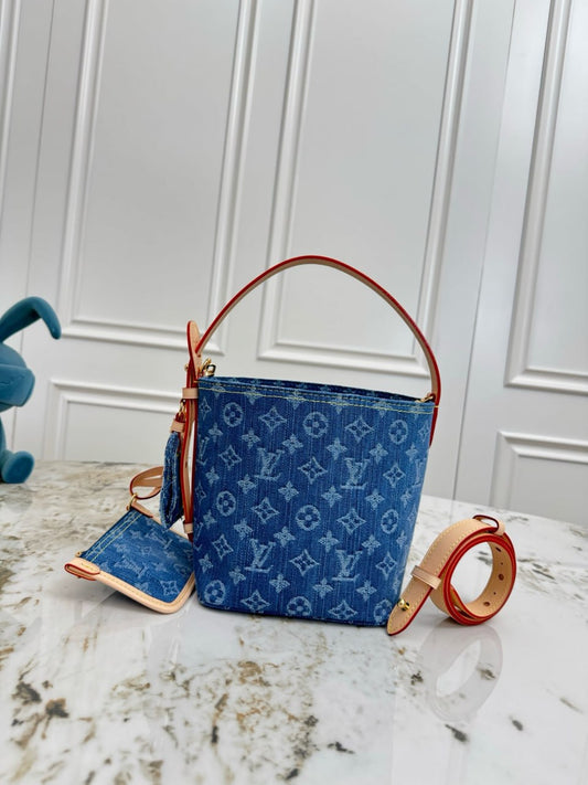 Louis Vuitton Monogram