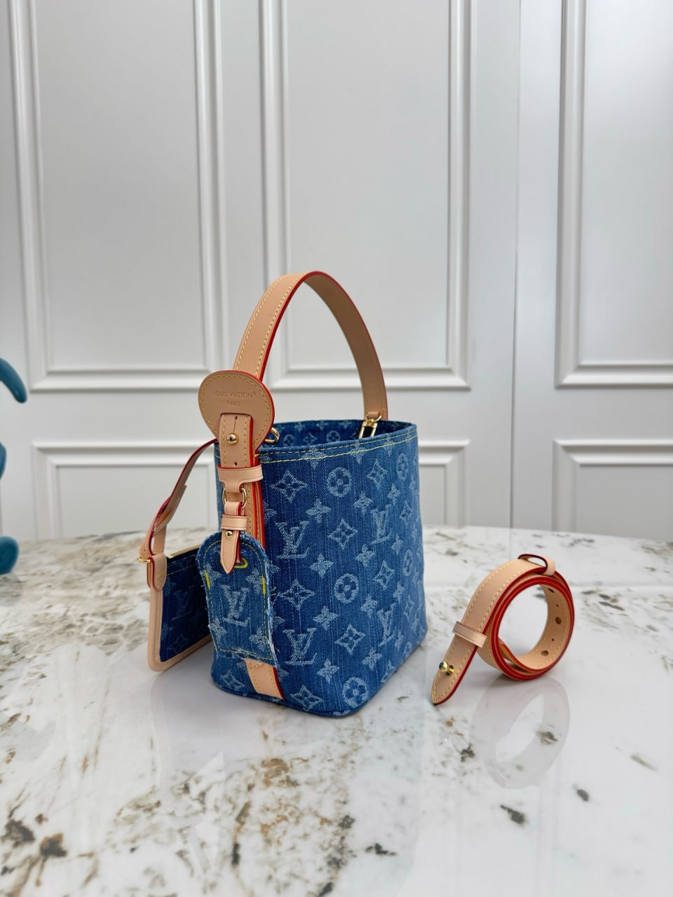 Louis Vuitton Monogram
