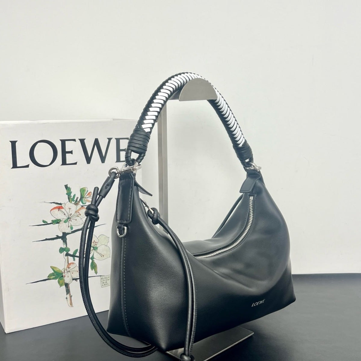 LOEWE Paseo Hobo