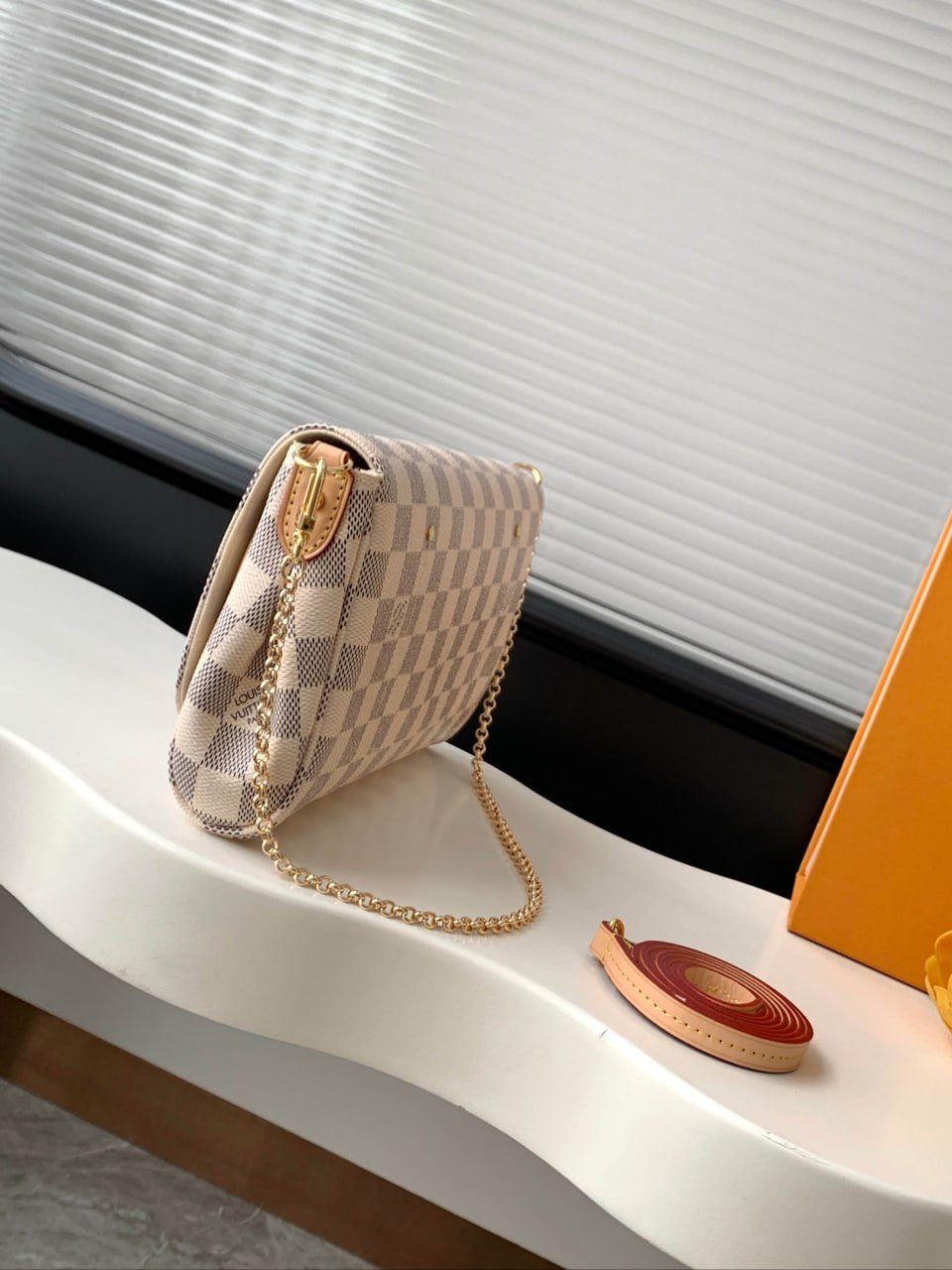 Louis Vuitton Wallet On Chain Ivy