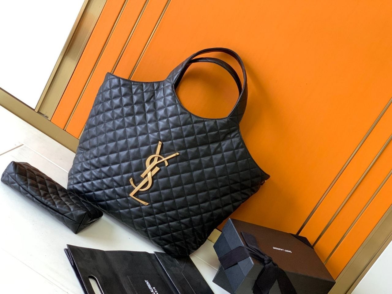 Saint Laurent Icare Maxi Shopping Bag