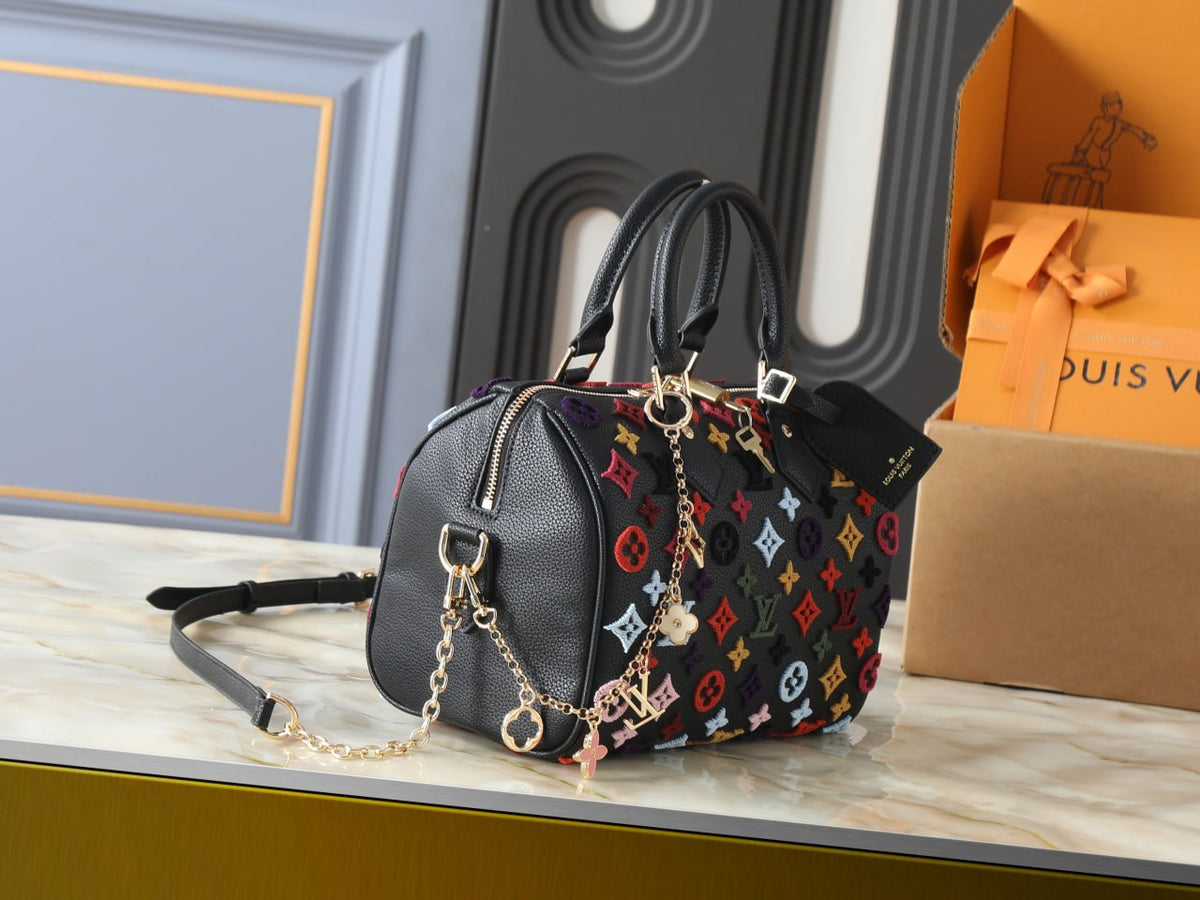 Louis Vuitton Speedy