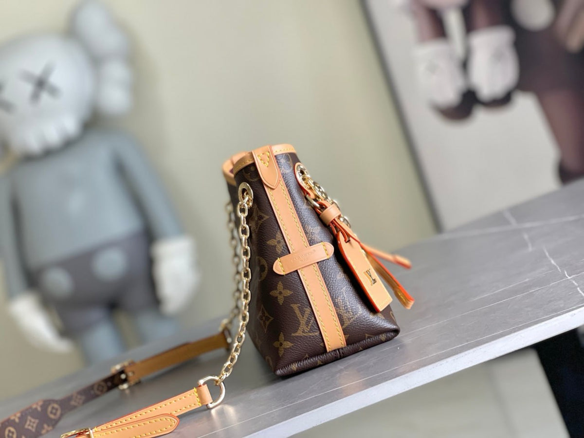 Louis Vuitton Monogram Shoulder Bag