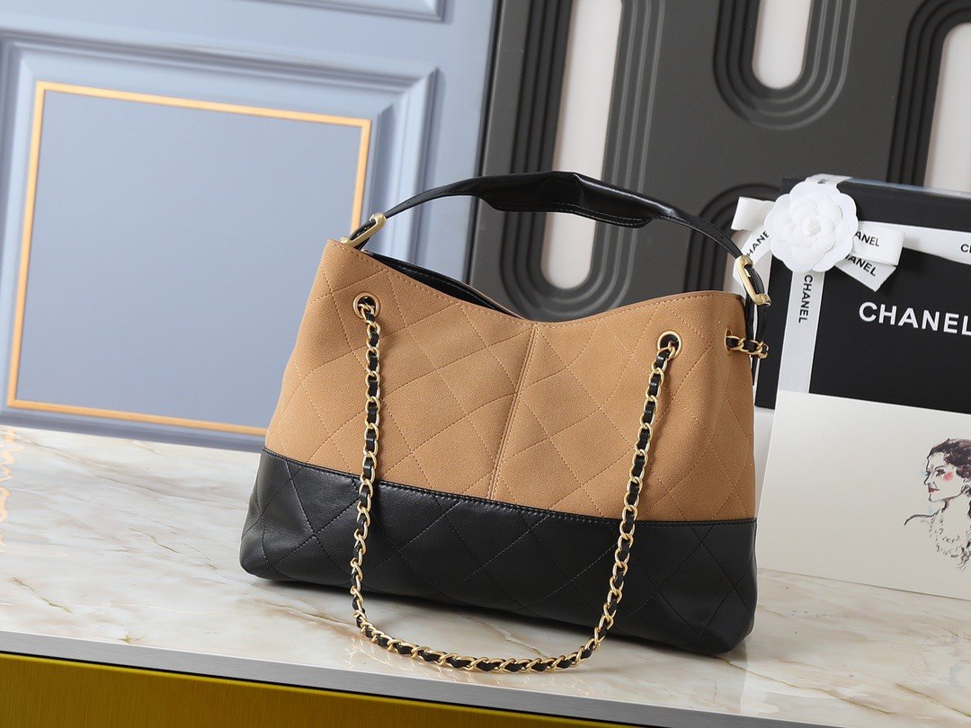 Chanel 31 Rue Cambon Large Shopping Bag