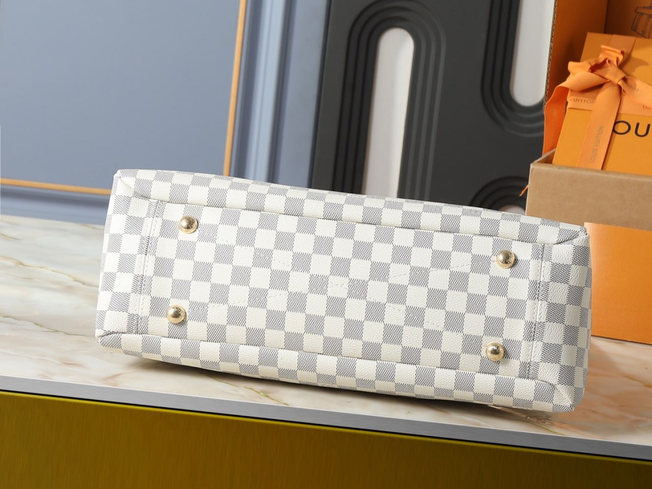 Louis Vuitton Riviera