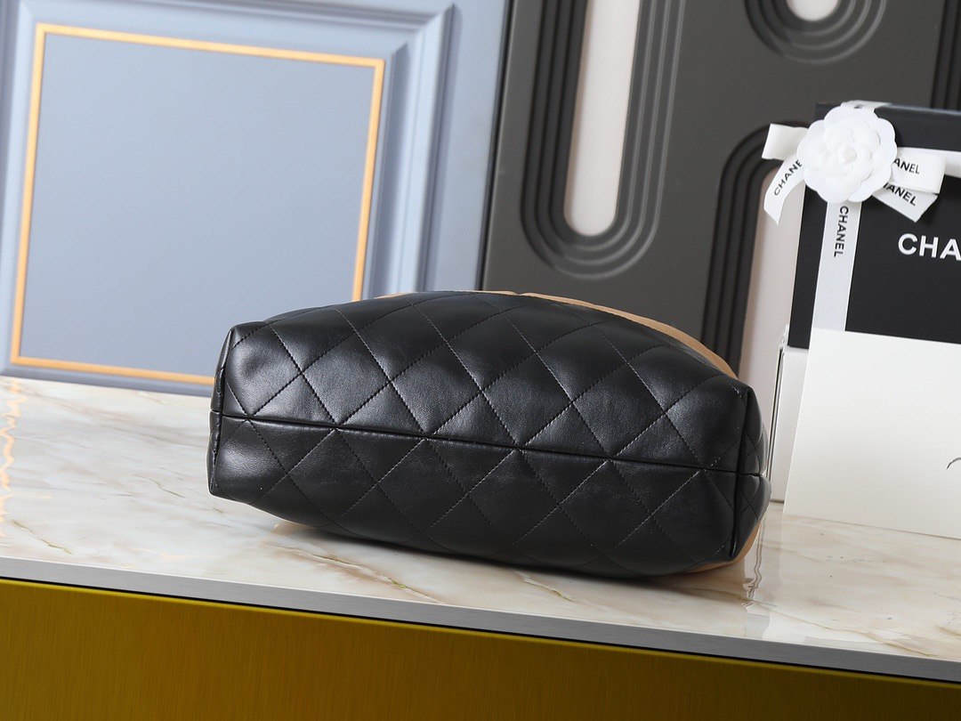 Chanel 31 Rue Cambon Large Shopping Bag