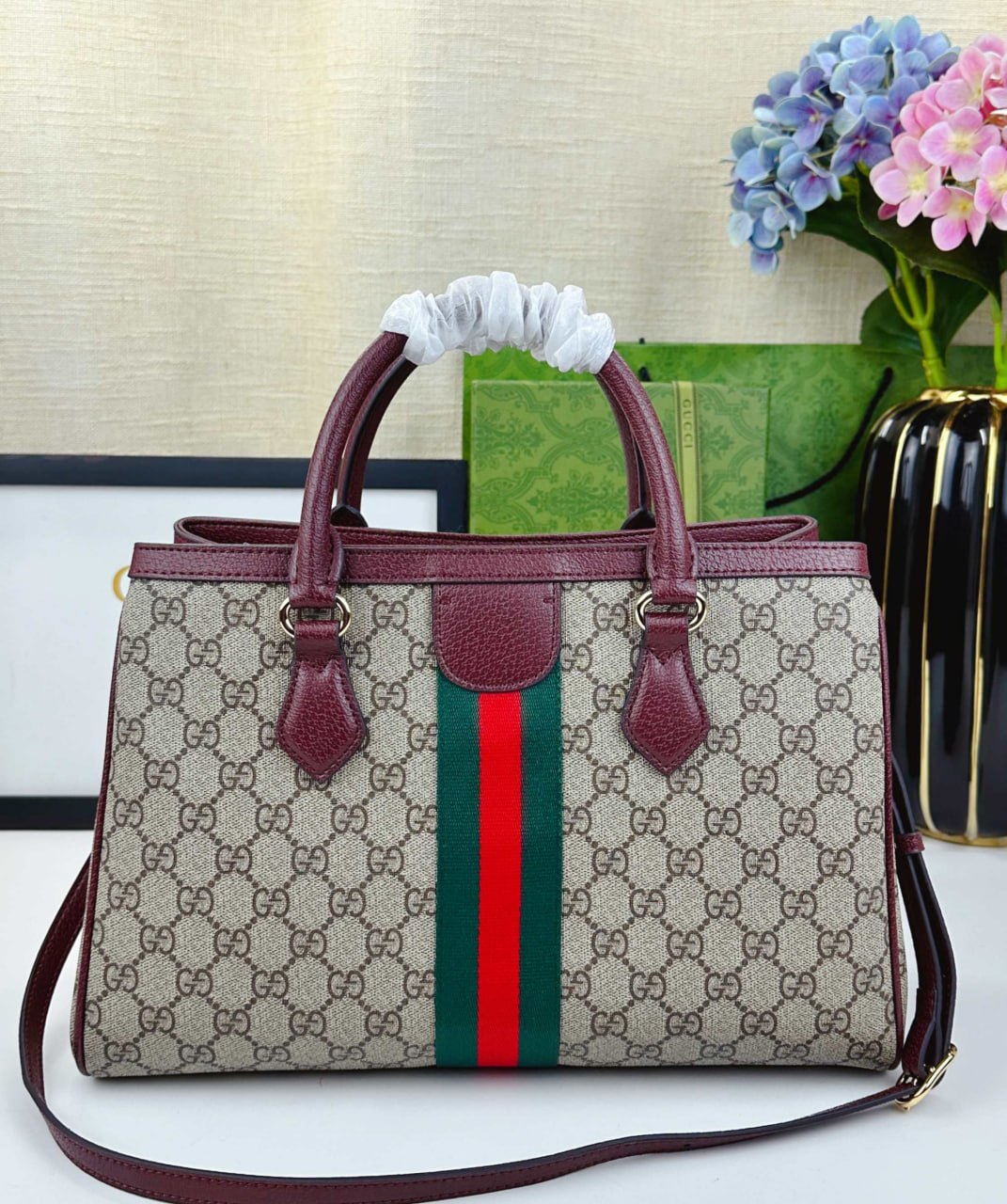 Gucci Ophidia Medium Tote Bag