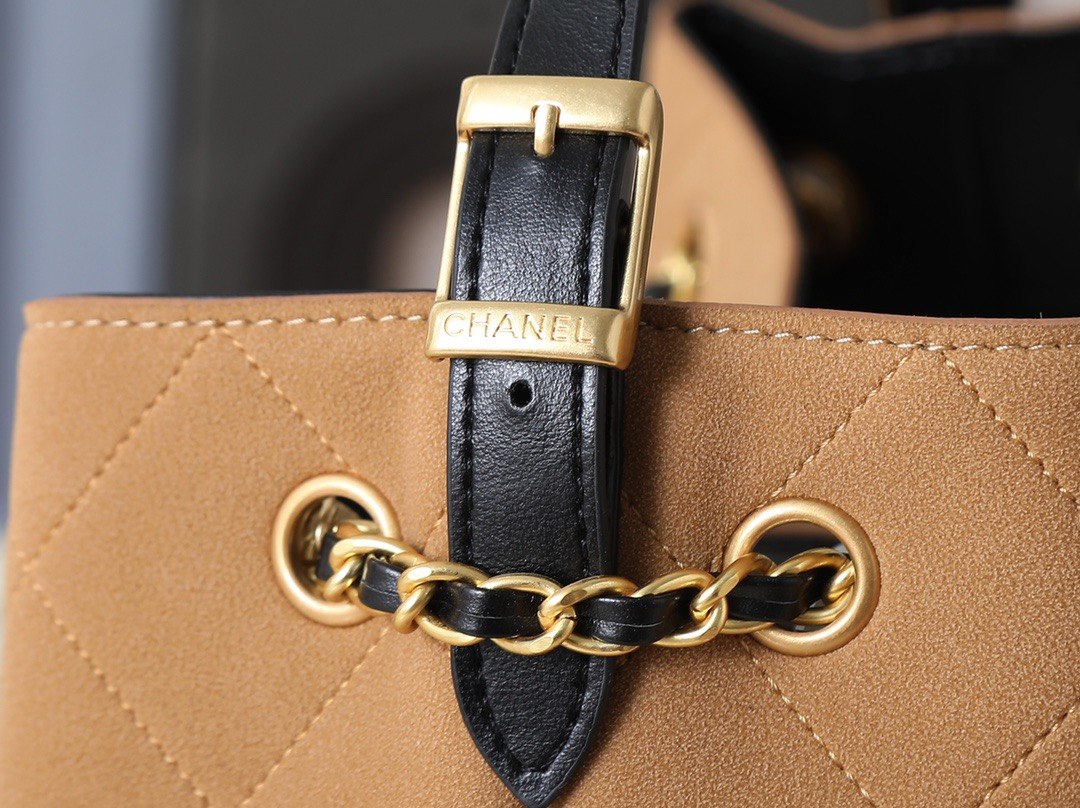 Chanel 31 Rue Cambon Large Shopping Bag