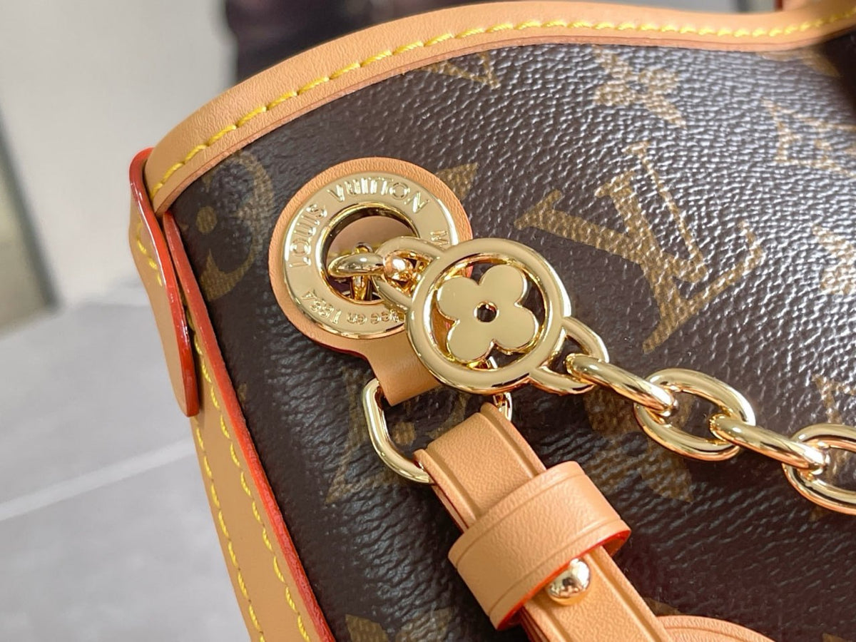 Louis Vuitton Monogram Shoulder Bag