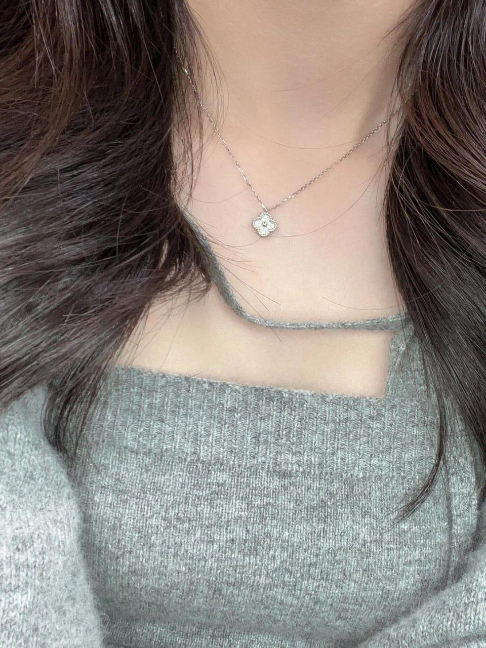 Van Cleef & Arpels Alhambra Pendant
