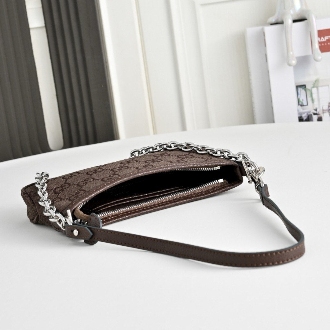 Gucci Pochette