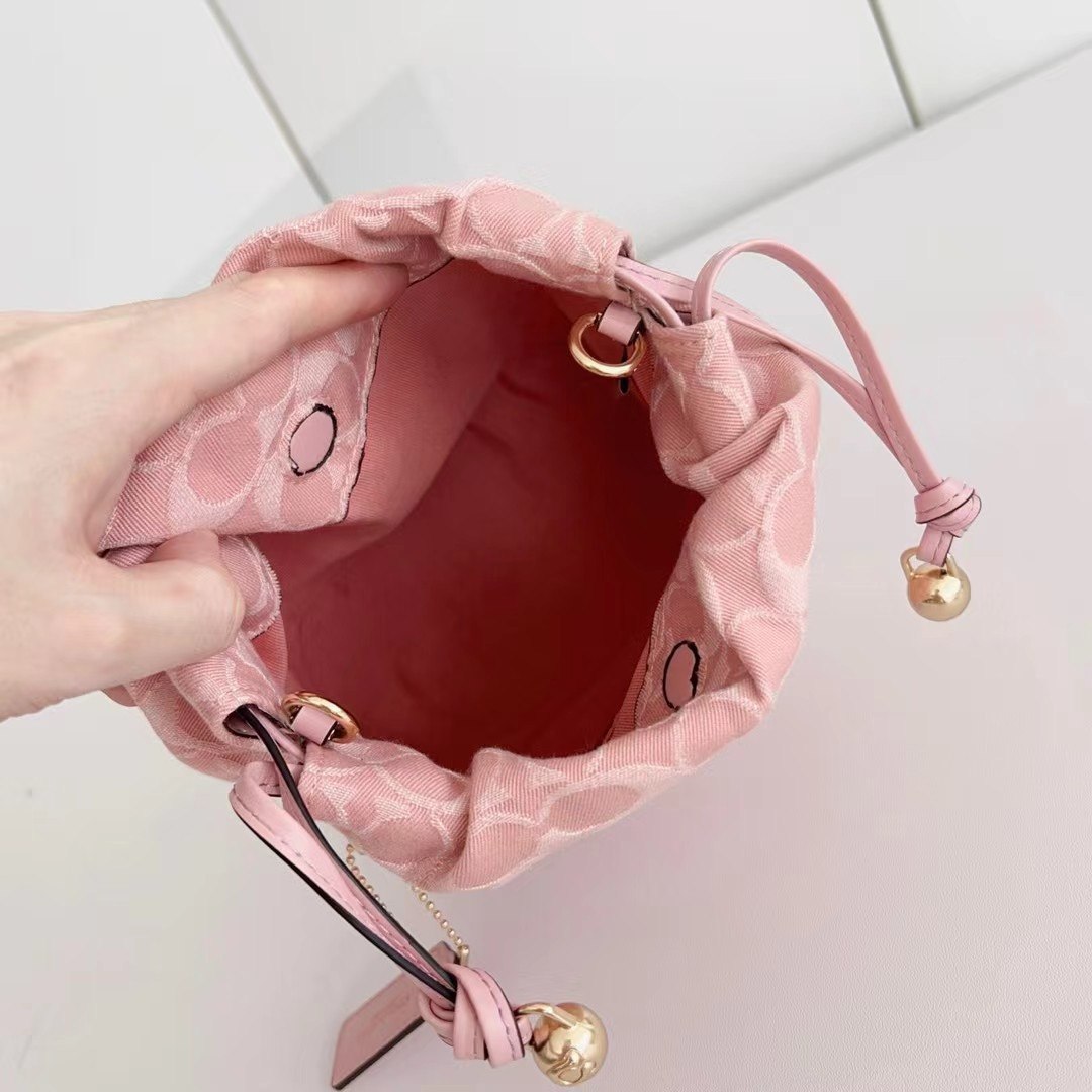 Coach Bucket Bag