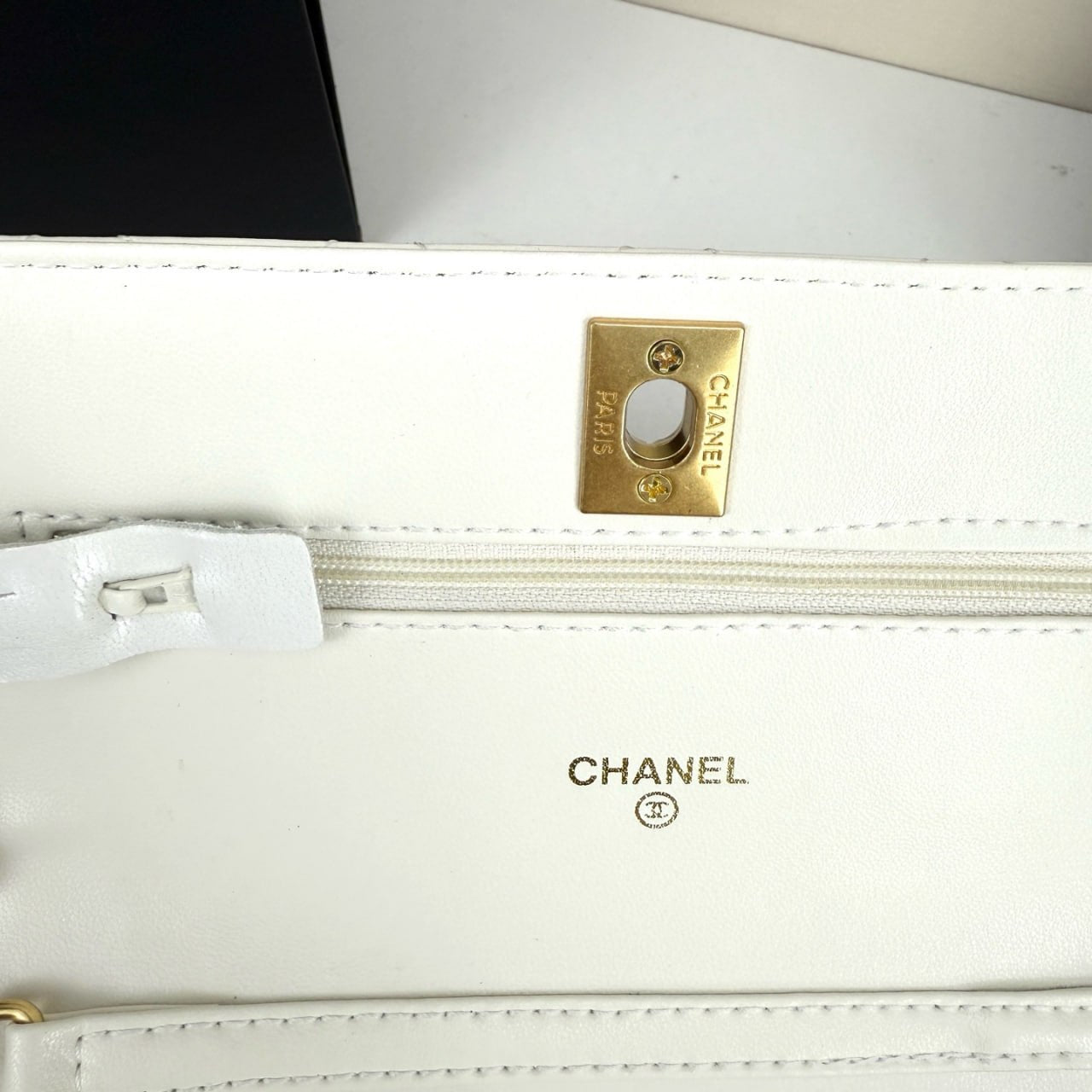 Chanel Wallet on Chain